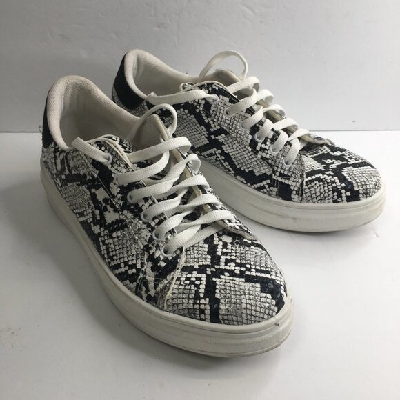 Topshop Shoes - Topshop Cuba Snake Print Platform Sneaker Size 9.5